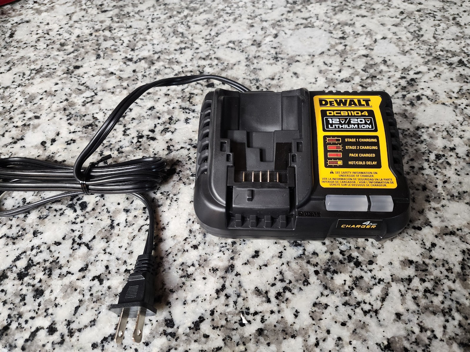 Brand New Dewalt DCB1104 4Amp Battery Charger 12/20 Volts 20V Authentic