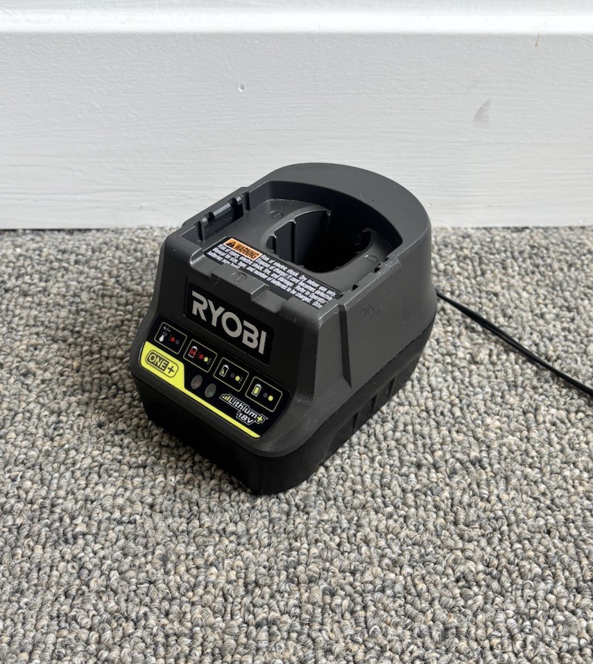 18v Ryobi P118B Lithium Ion Charger Nice Works