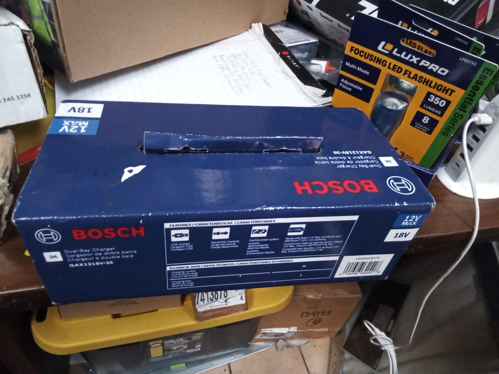 Bosch 12 -Volt Battery Charger Station Lithium-ion GAX1218V-30