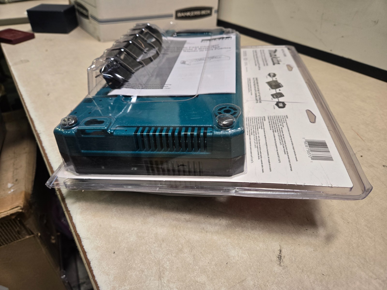 SEALED GENUINE Makita DC40RB 40V max XGT Dual Port Rapid Optimum Charger