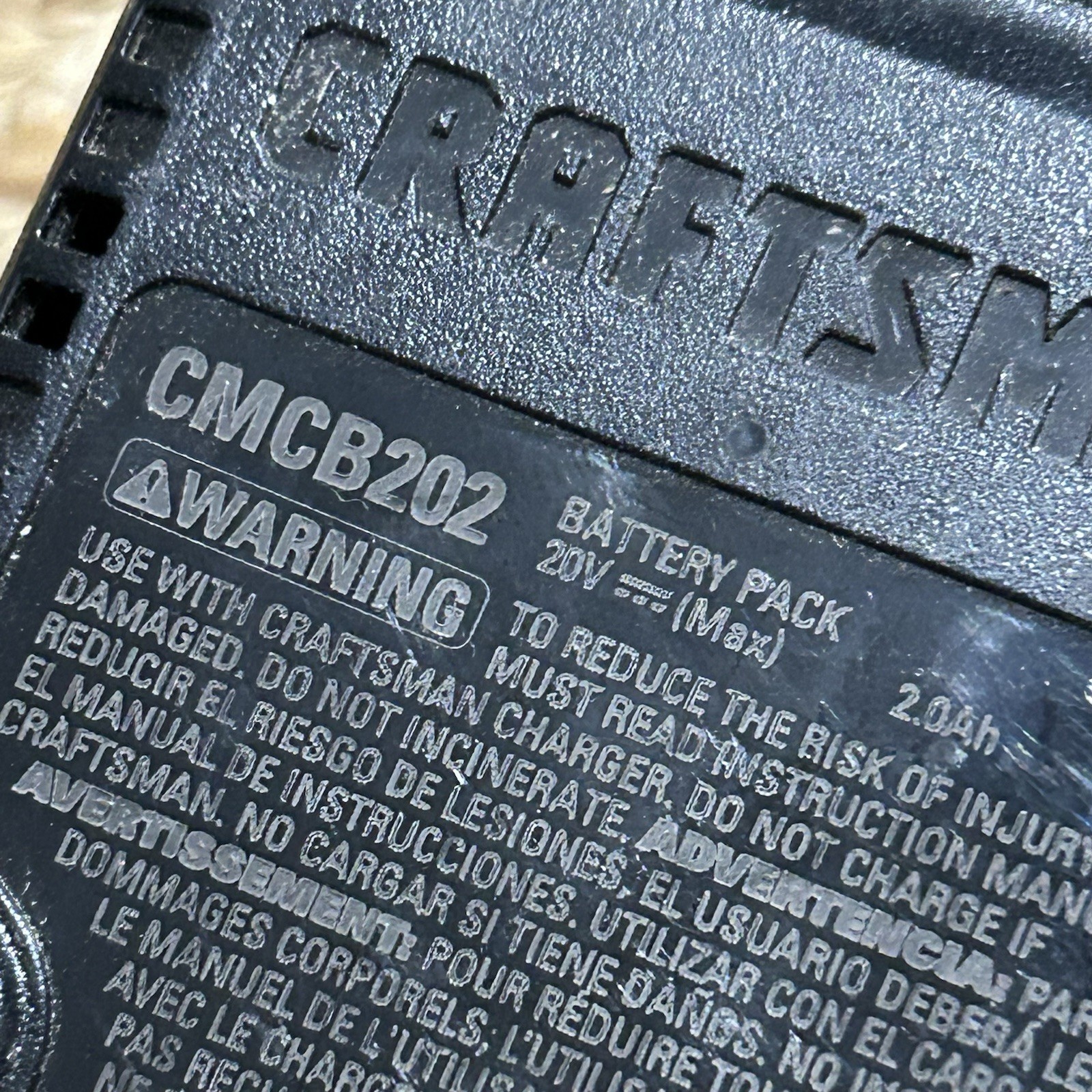 Craftsman CMCB104 V12 V20 20V Lithium Ion Battery & Charger CMCB202