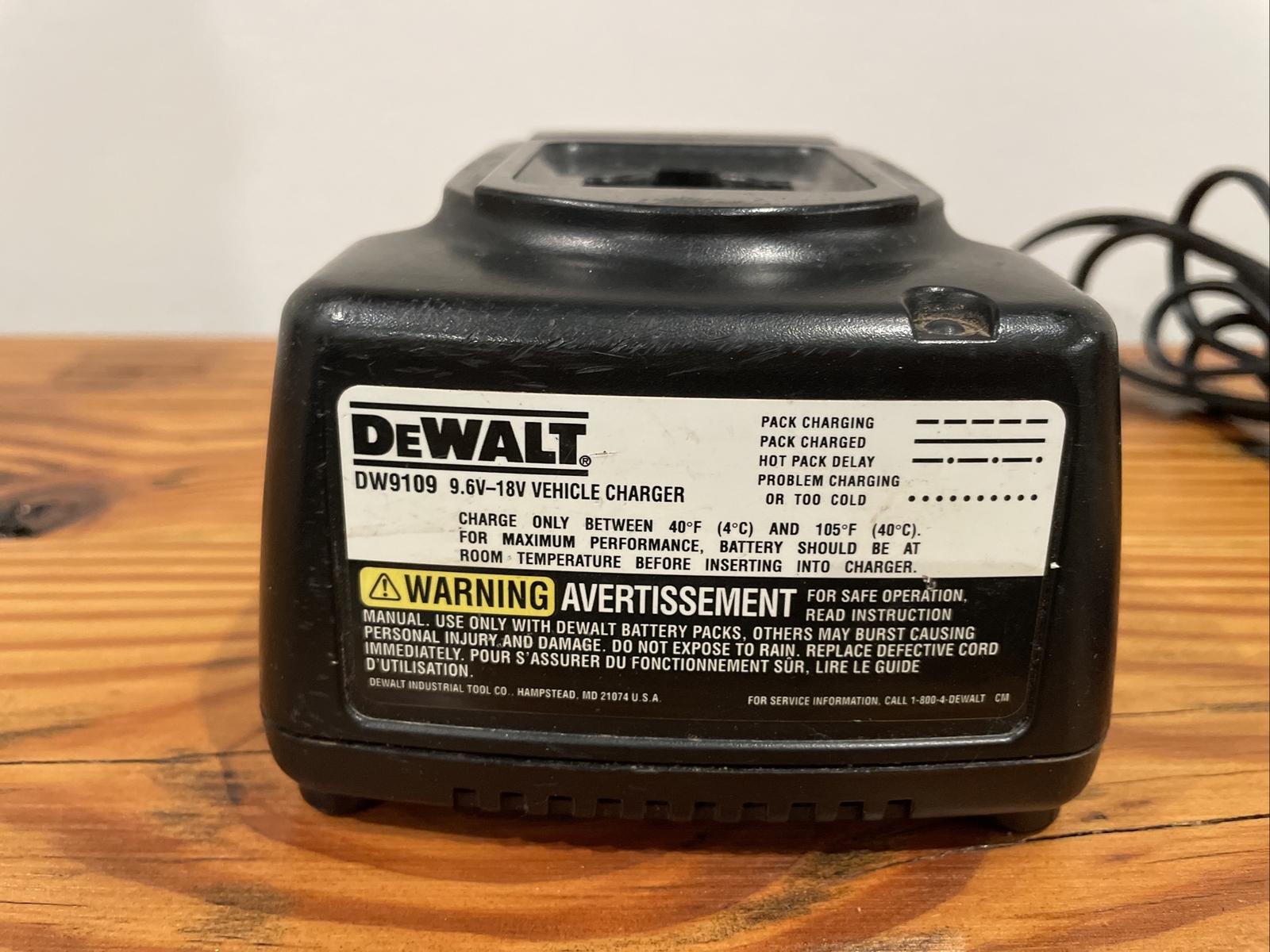 Dewalt Vehicle 9.6v To 18v Battery Charger DW9109