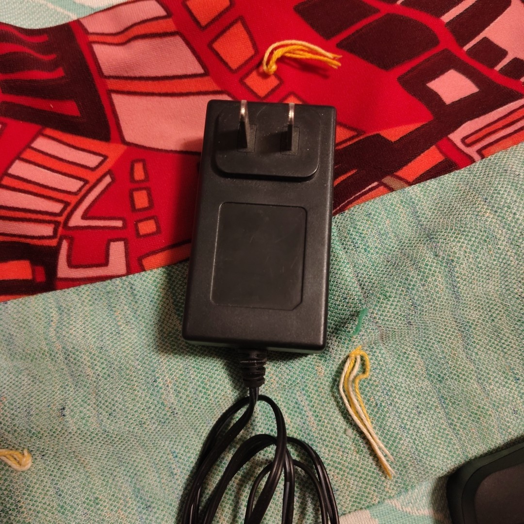 Worx 20V Powershare Standard 3-5 Hour Charger (WA3742) Used Great Condition