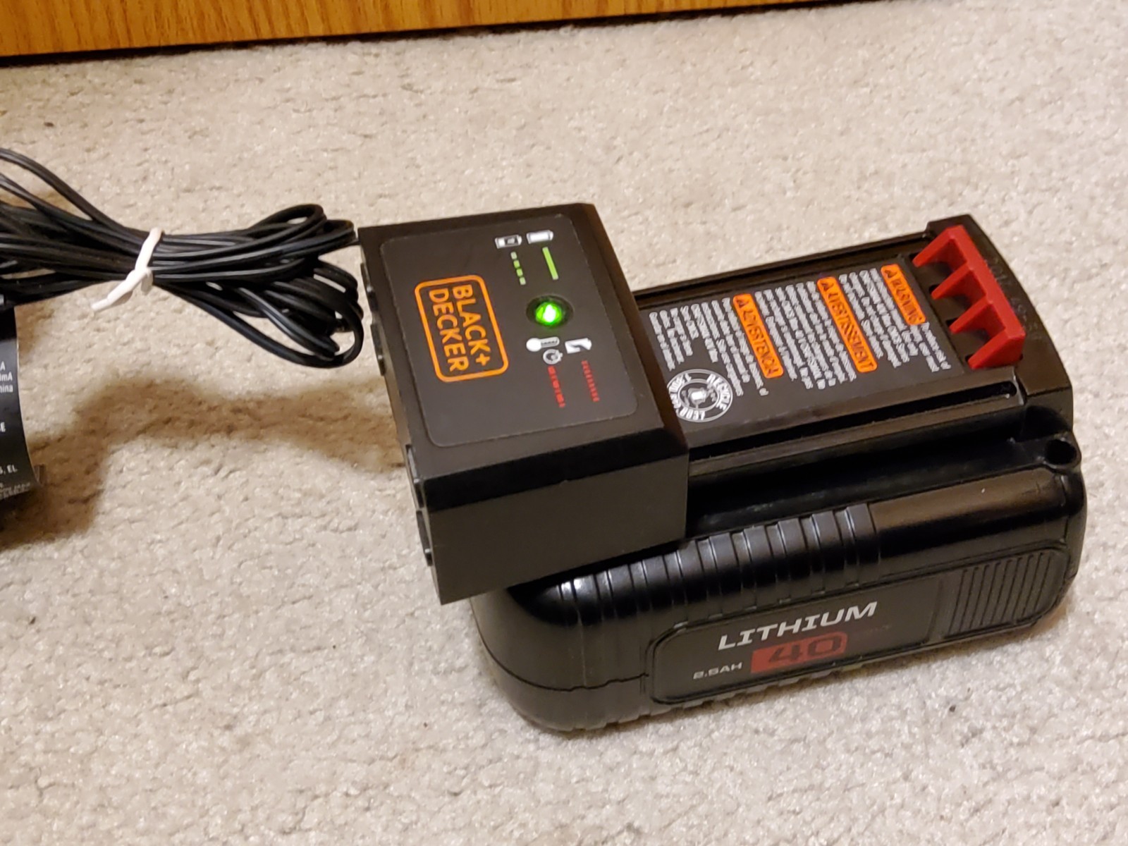 CRAFTSMAN 40V MAX Bundle Battery Chargers CMCB98024 New LCS436 + 2.5 Ah Battery