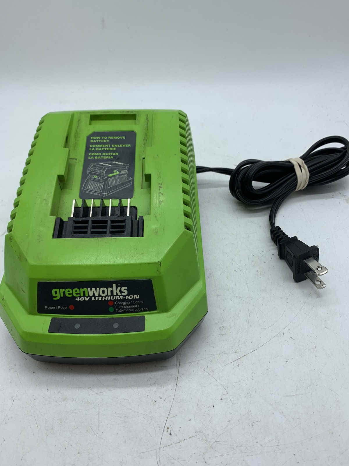 Greenworks 40V Li-Ion Power Tool Battery Charger ~ FREE SHIPPING