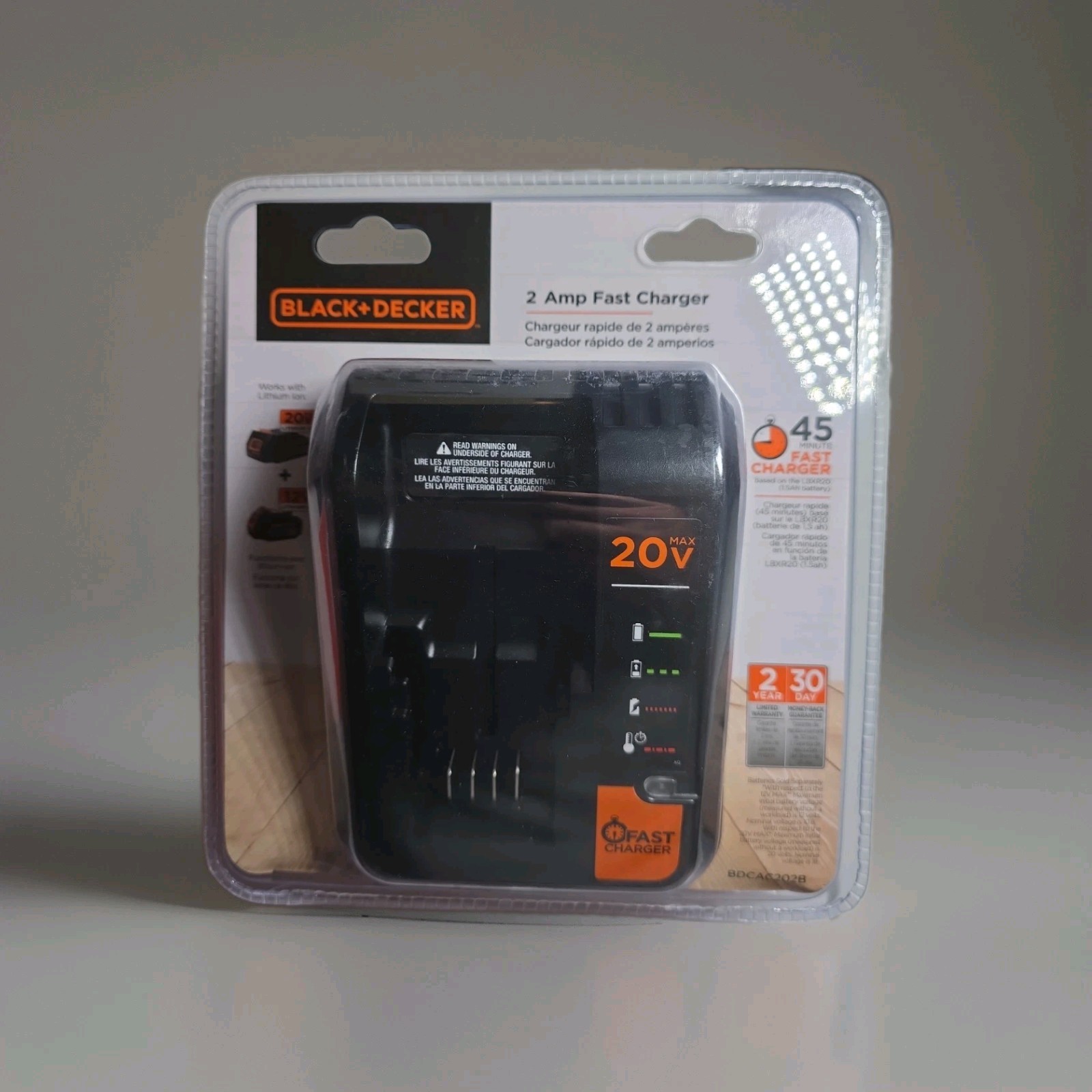 BLACK DECKER 12 Volt and 20 Volt Lithium-Ion Battery Fast Charger, BDCAC202B