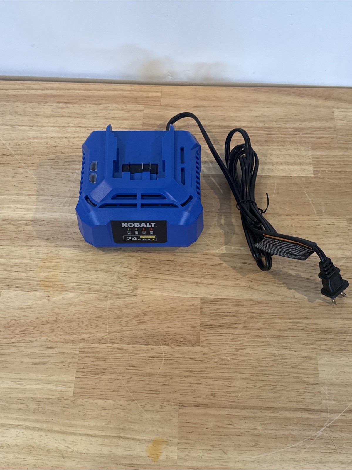 Kobalt 24V Max Power Tool Battery Charger KCH 2401-03