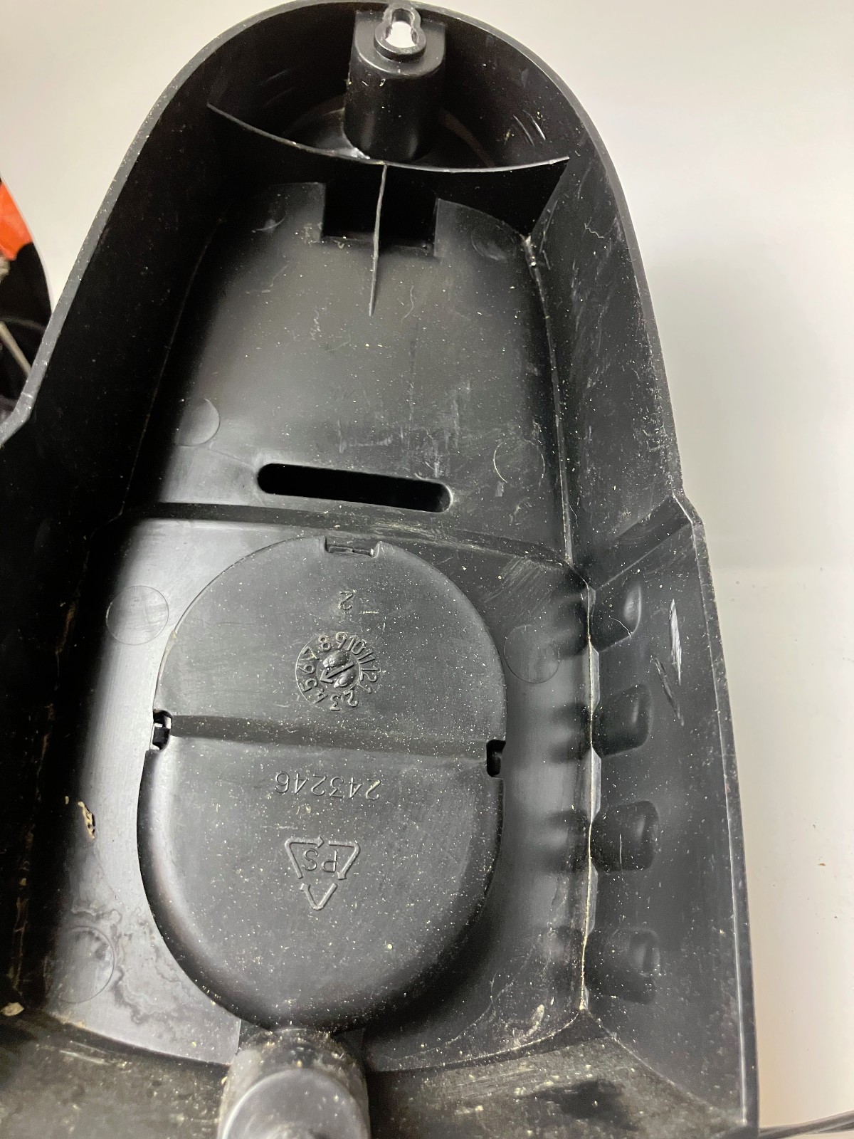 Black & Decker 371415-11 Black 13VDC Class II Battery Charger Cradle free shipp