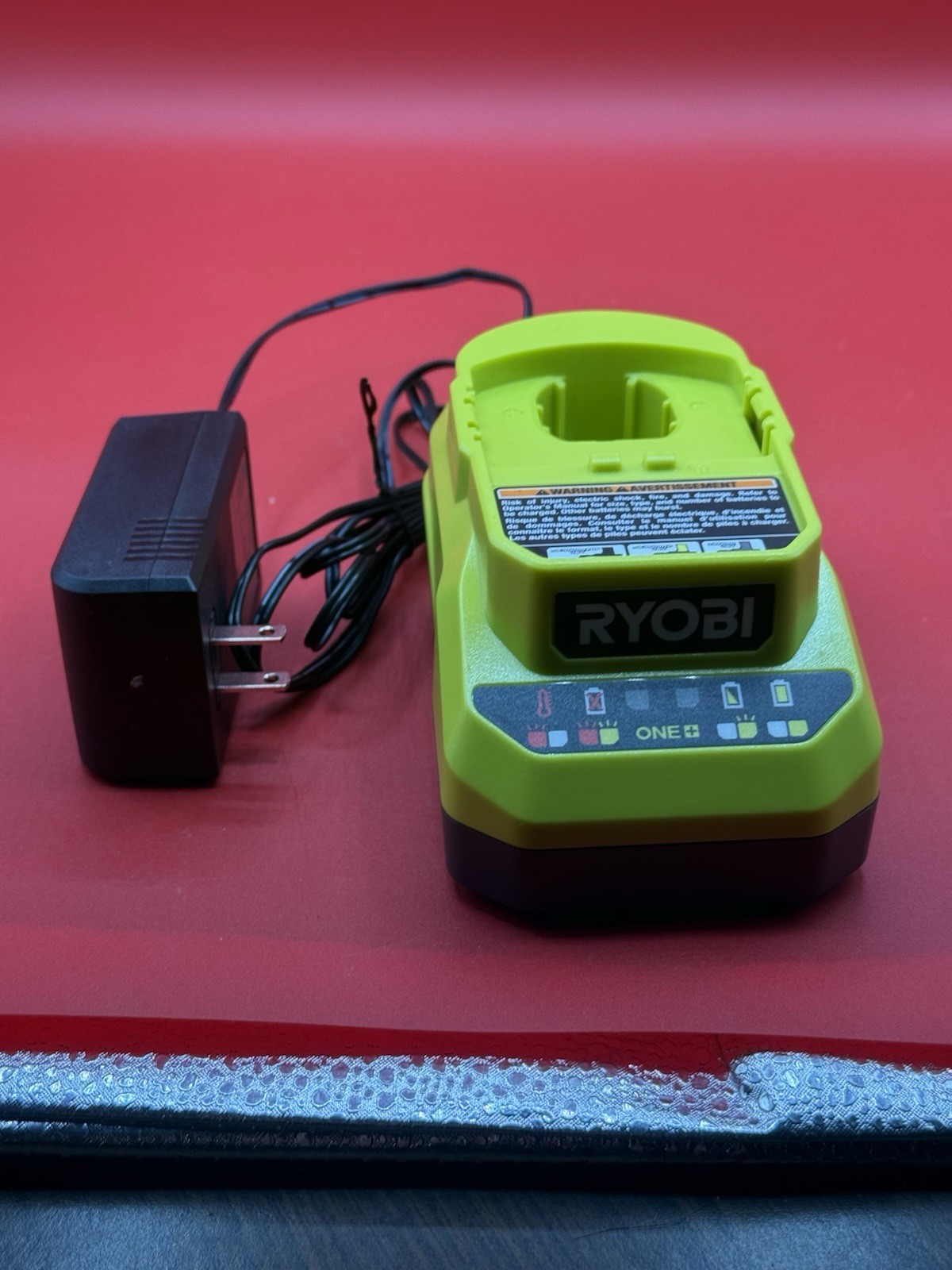 Genuine OEM RYOBI PCG002 18V Volt ONE+ Lithium-Ion Battery Charger MINT!!