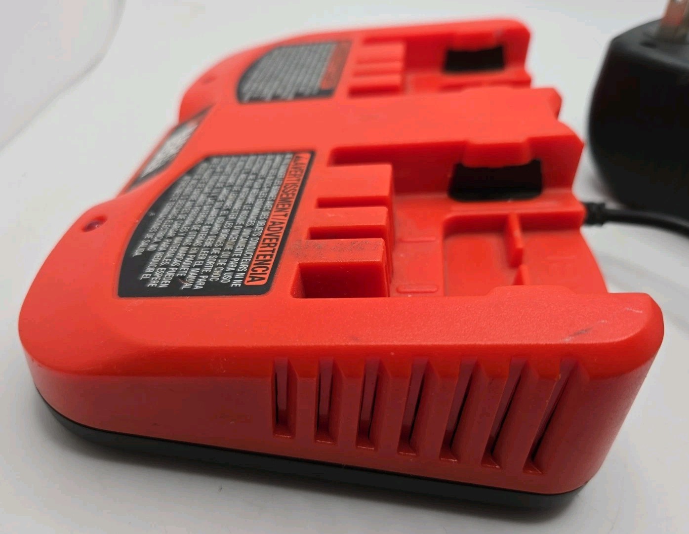 Black & Decker OEM Fire Storm 18v Dual 2 Port Battery Charger UD-18V2C BDDC180