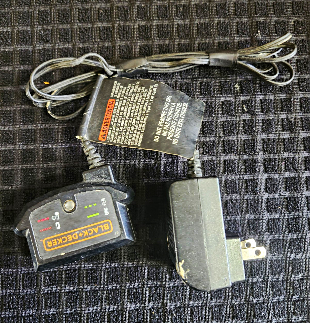 BLACK+DECKER LCS1620A 8.2V Power Tool Battery Charger w/ AC Wall Adapter Plug