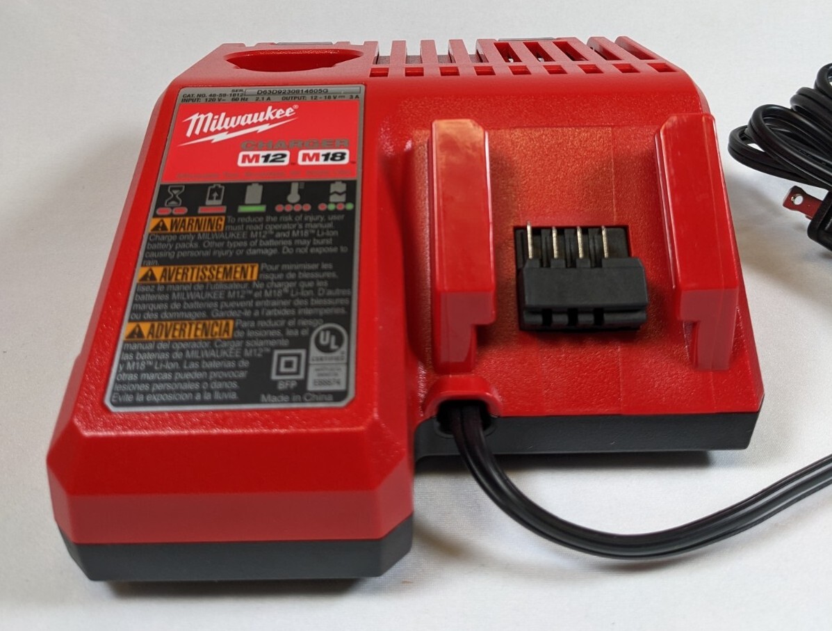 Milwaukee M18 & M12 Battery Charger (48-59-1812)