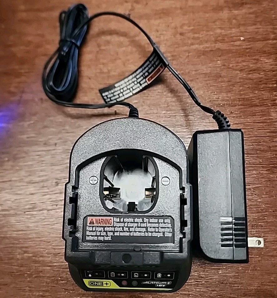 USED – Ryobi ONE+ P118B | 18 Volt Lithium Ion Battery Charger Charger Only