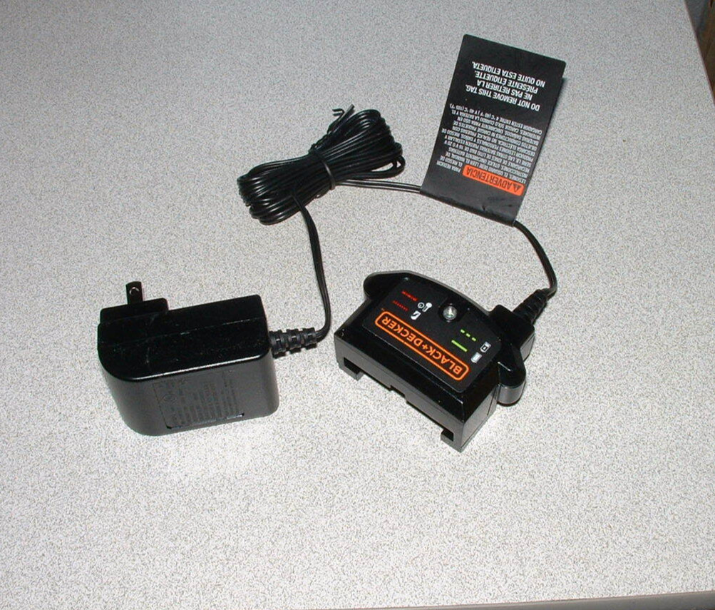 NEW Genuine Black & Decker 20v Battery Charger LCS1620 Lithium LBXR2020 LBXR20