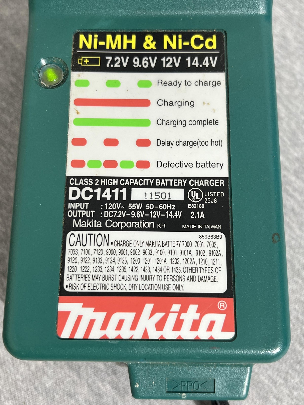 Makita DC1411 Green Ni-MH Ni-Cd Charger 7.2-14.4V W/ 9033 9.6V Stick Battery