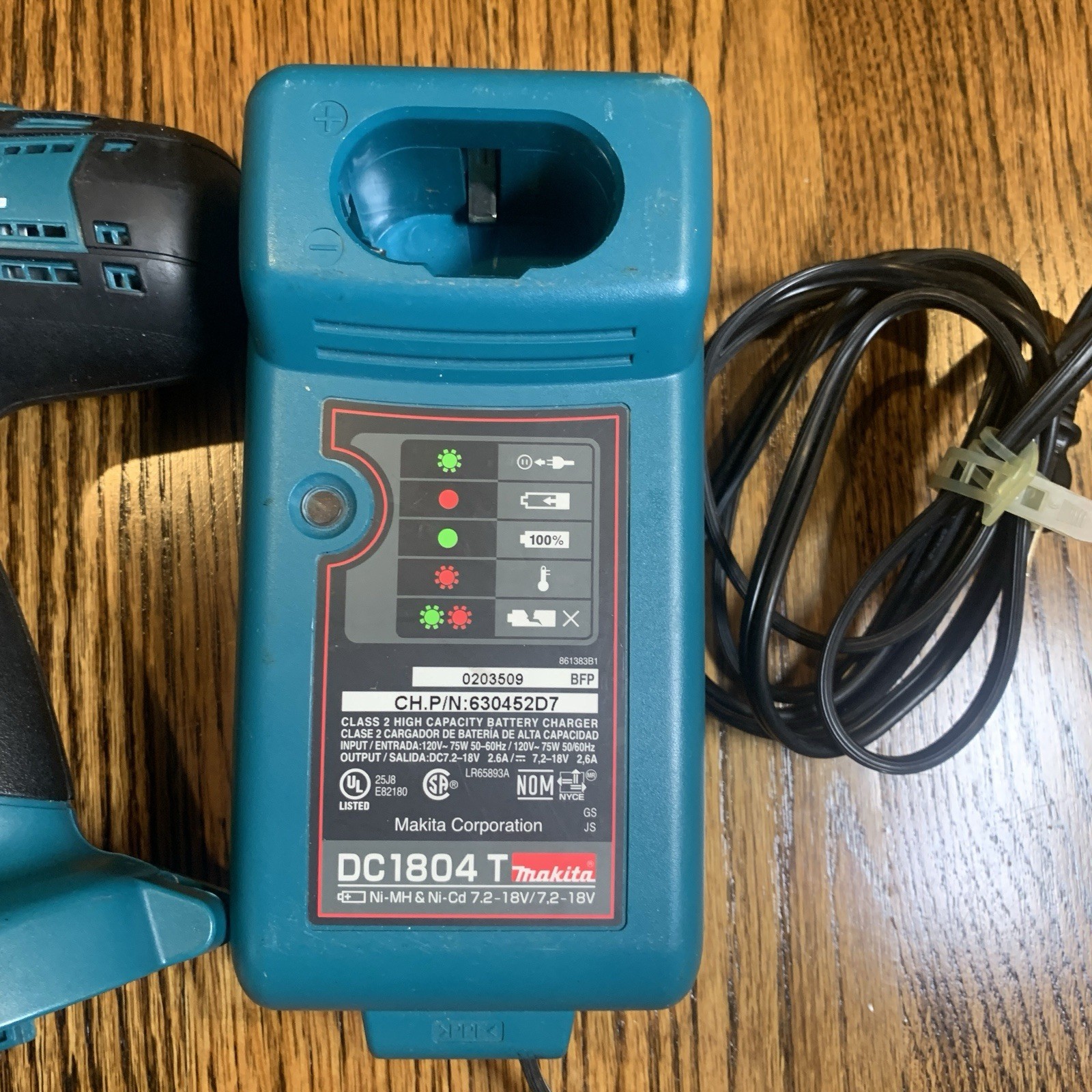 Genuine Makita DC1804T 7.2V-18V Ni-Mh Ni-Cd Battery Charger and Drill