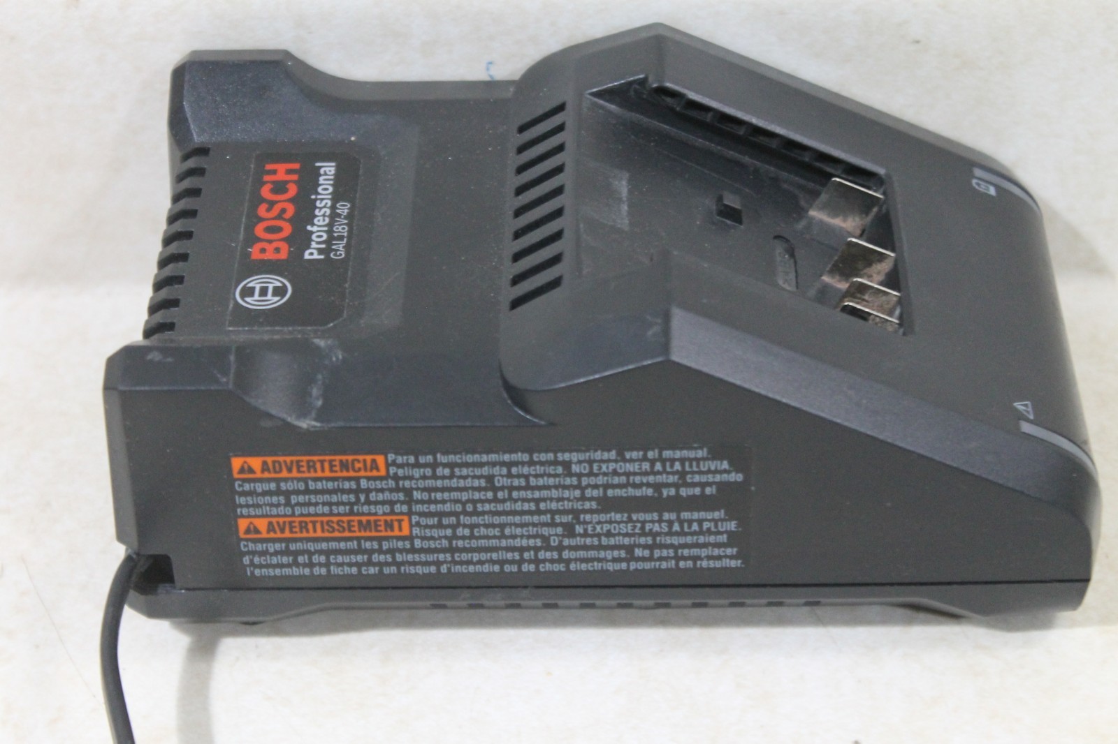 TESTED Genuine OEM Bosch Professional 18V Volt Battery Charger GAL 18V-40