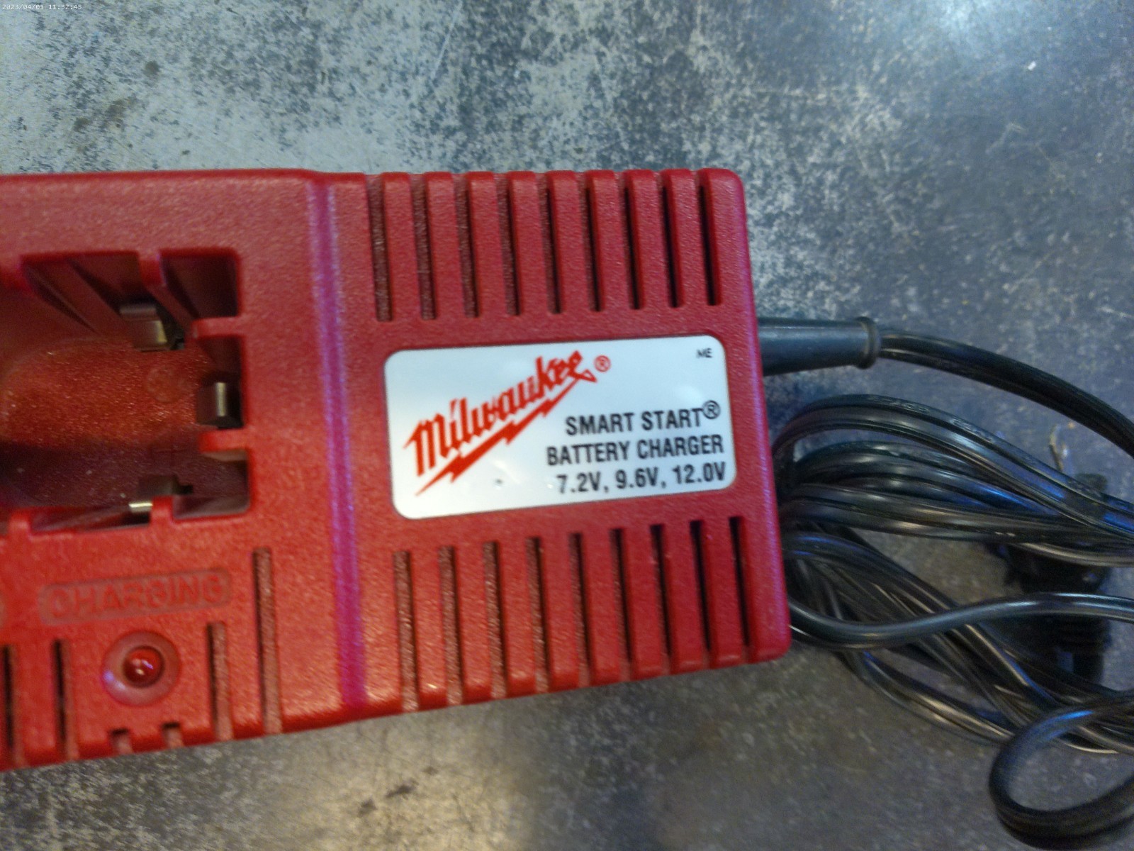 Milwaukee Battery Charger Smart Start 7.2 V 9.6 V 12V 48-59-0170 Tested Working