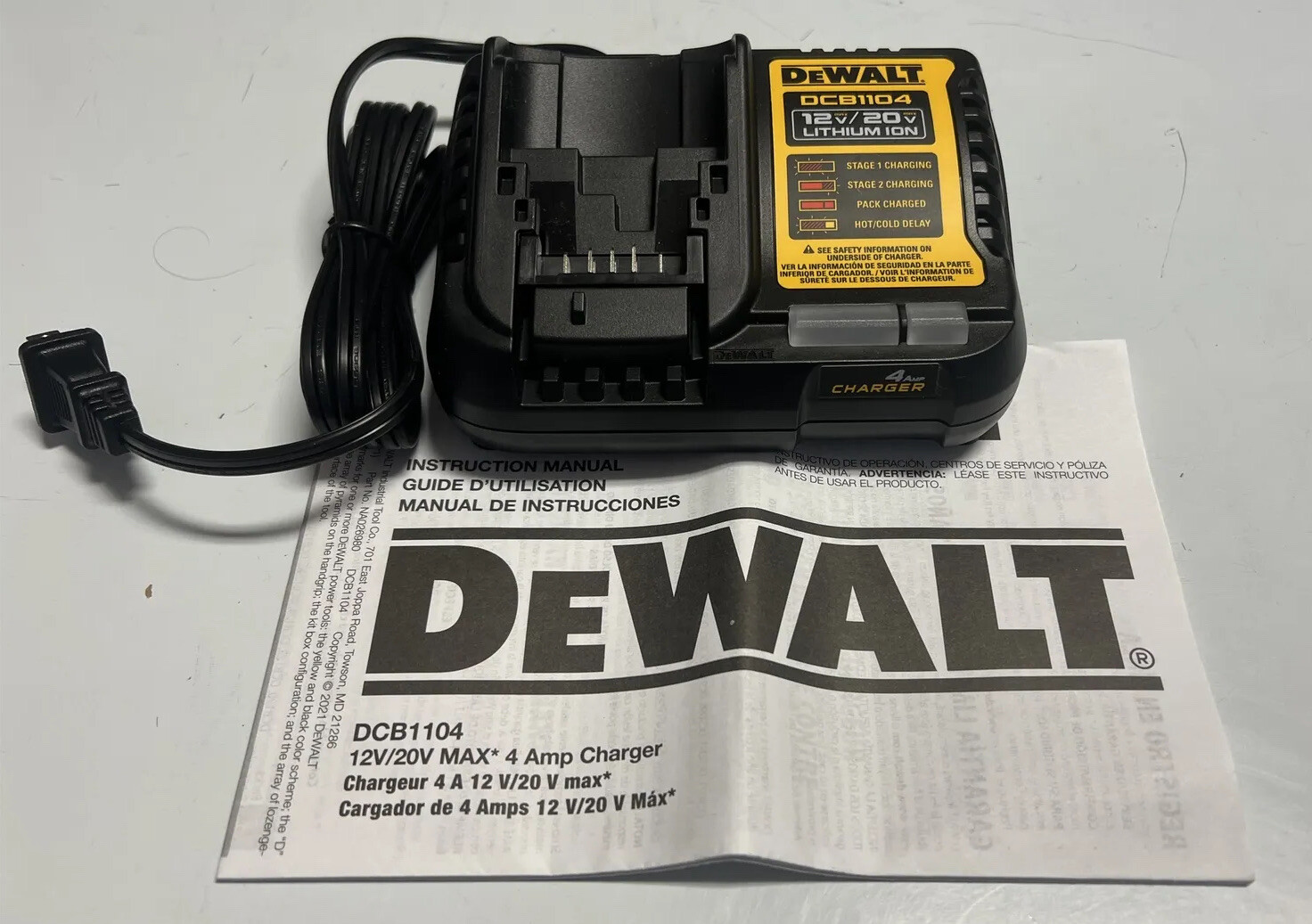 NEW DEWALT DCB1104 12V & 20V Volt MAX Li-Ion 4 Amp 120V AC Battery Charger