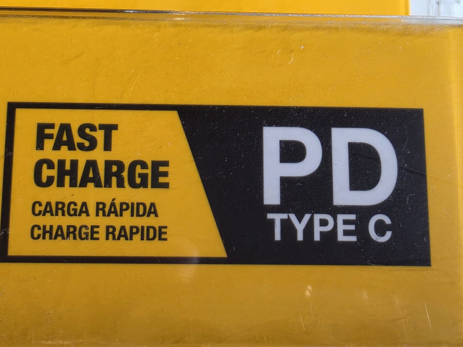 Dewalt 100-Watt 2-Port GaN PPS PD Wall Charger, DXMA1310874