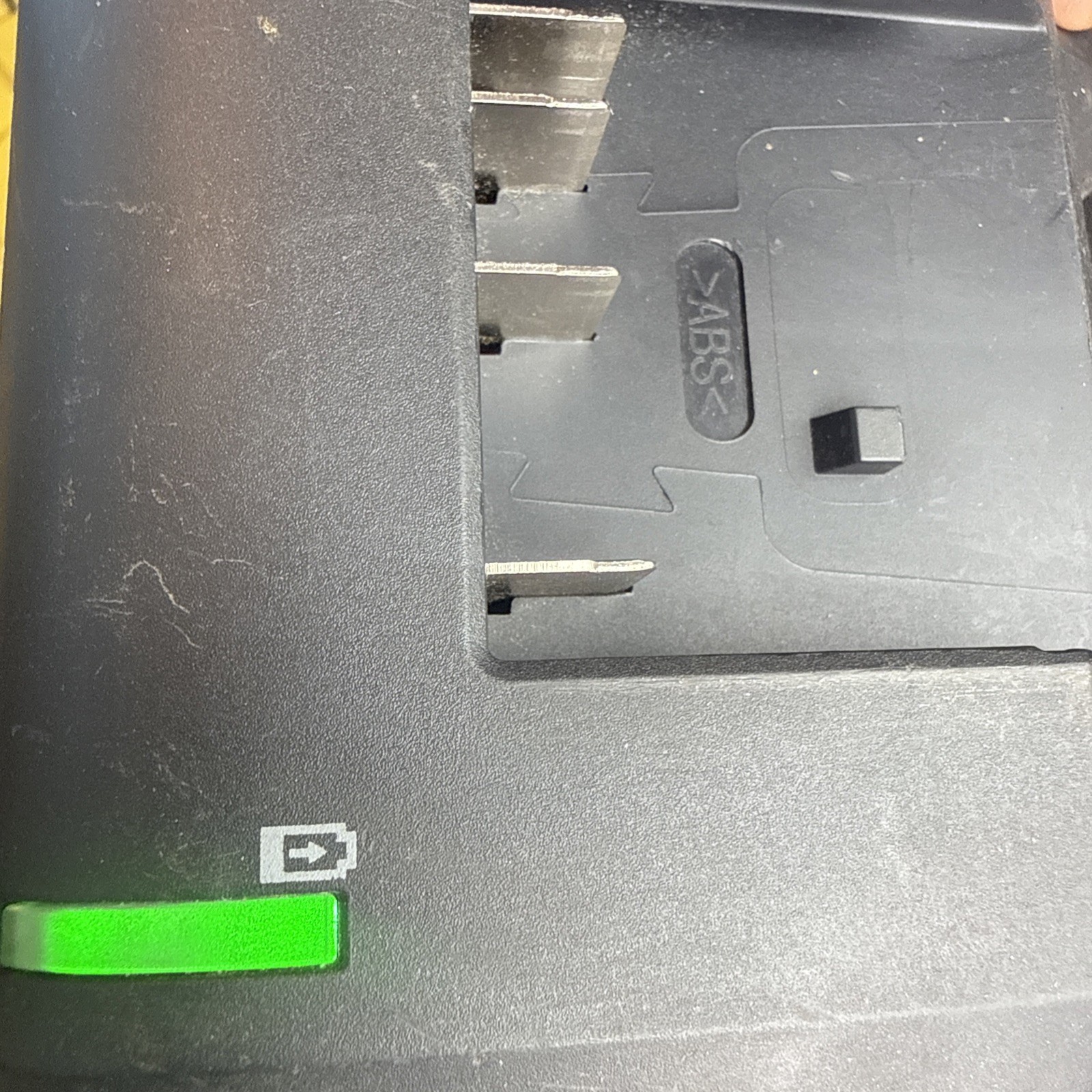 Bosch GAL18V-20 18V Lithium-Ion Battery Charger OEM Used