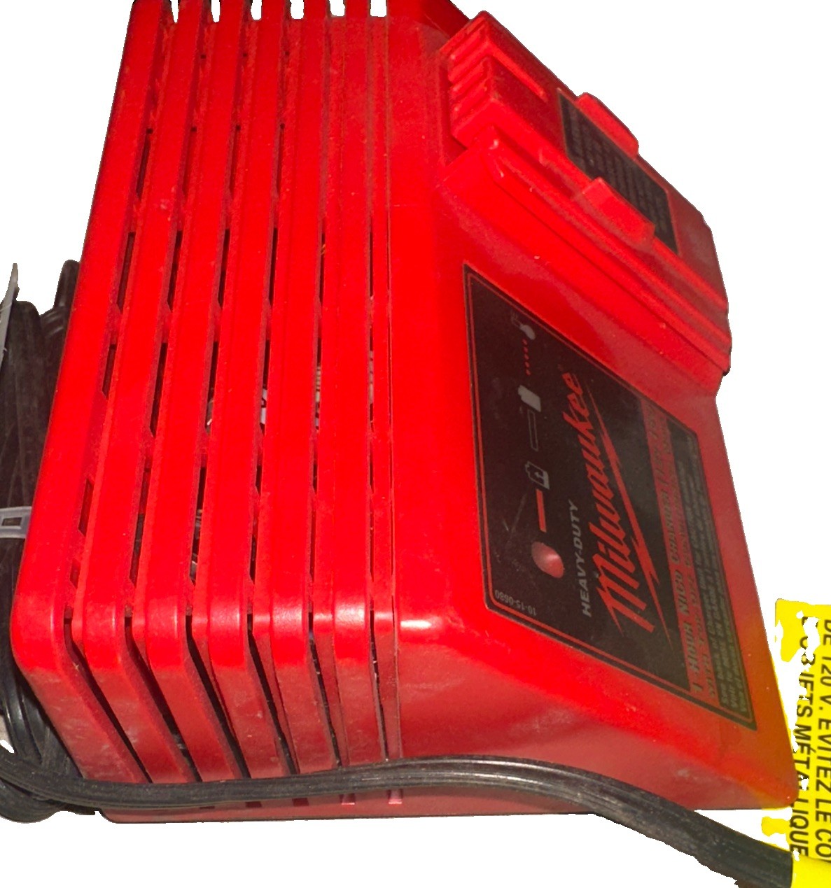Milwaukee 1-Hour NiCd Universal Battery Charger 12v-18v Heavy Duty 2.8A 120 Volt