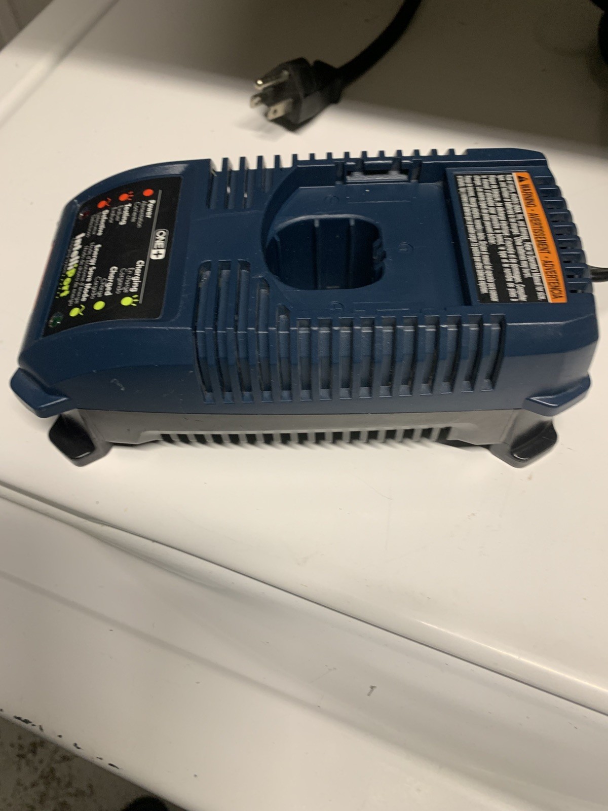 Clean Ryobi P115 ONE+ Intelliport 18v NiCd Power Tool Battery Charger 140153001