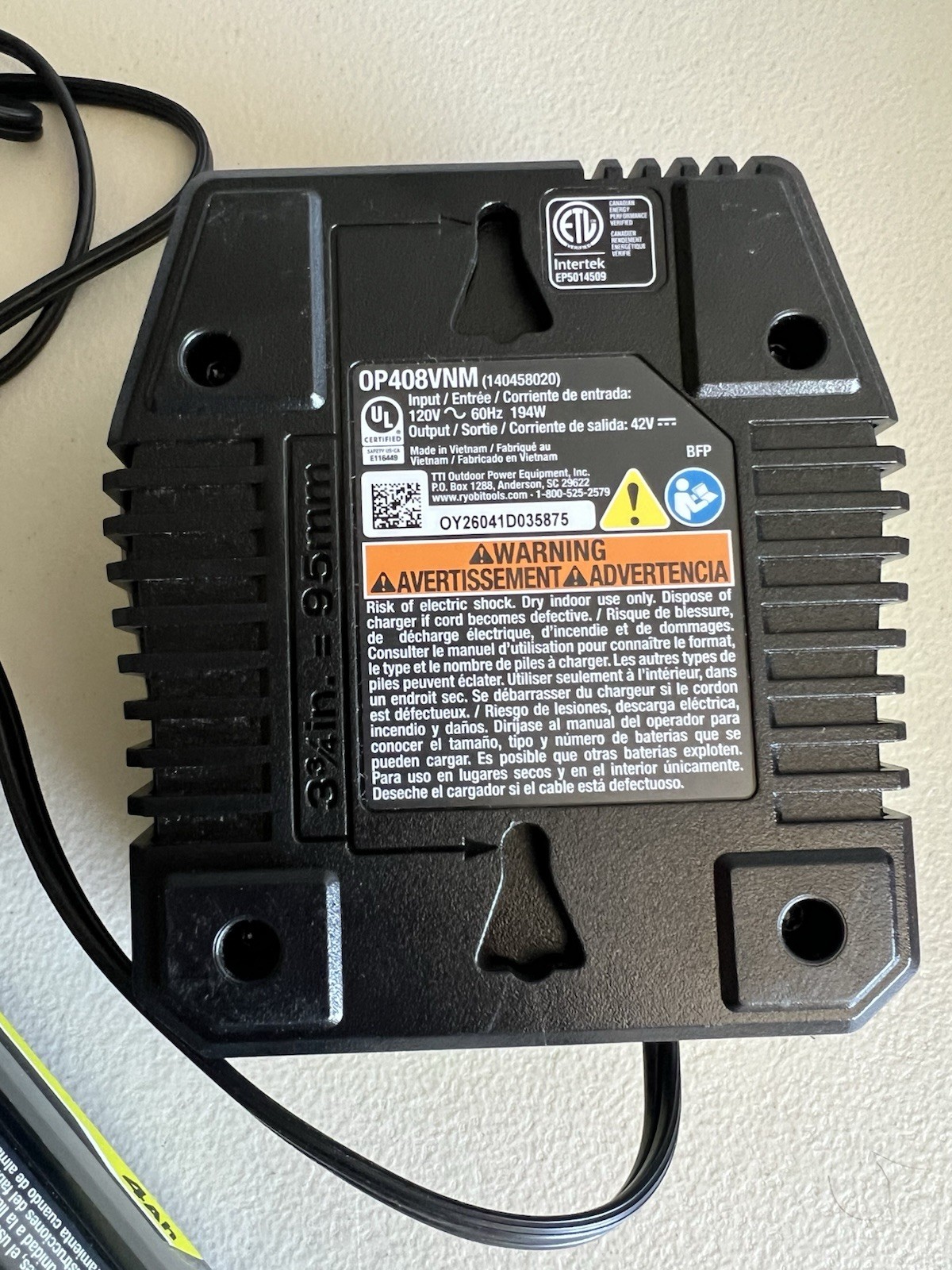 Ryobi OP408VNM 40V Lithium-Ion Charger -With Battery OP40204VNM Pre-owned