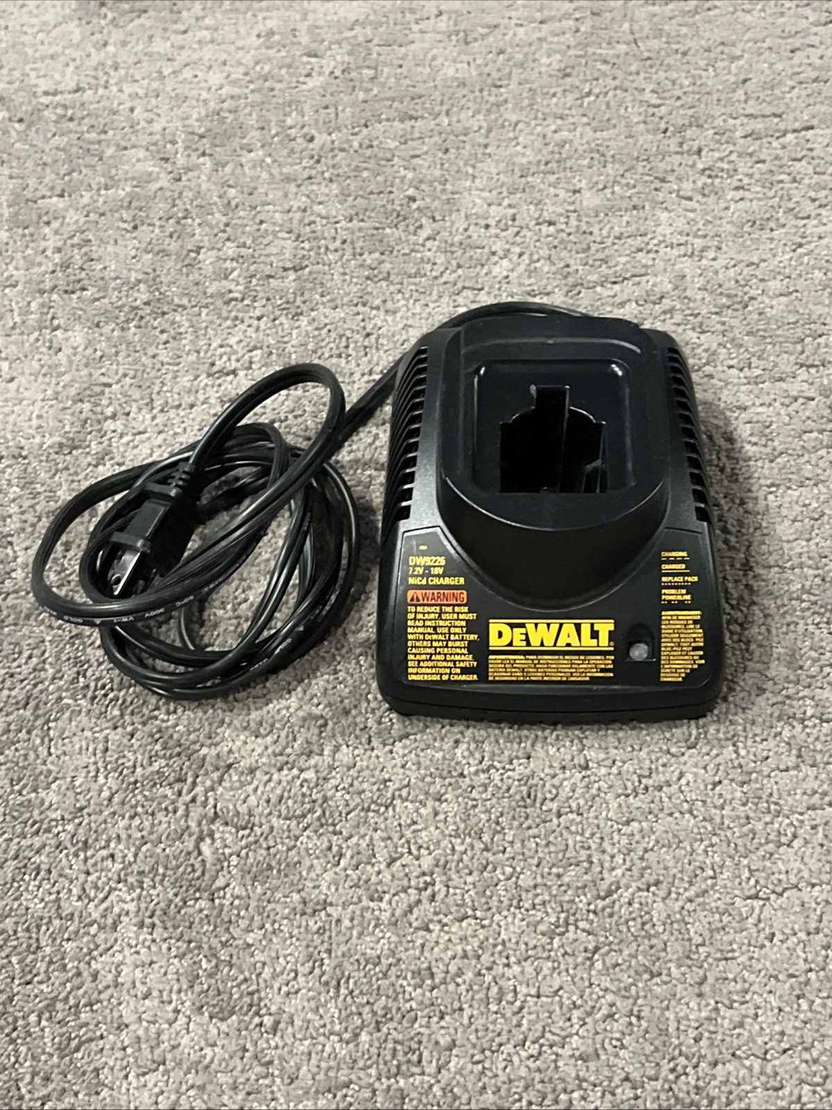 DeWalt Battery Charger Model DW9226 7.2-18 Volt Pre-Owned Battery Not Included