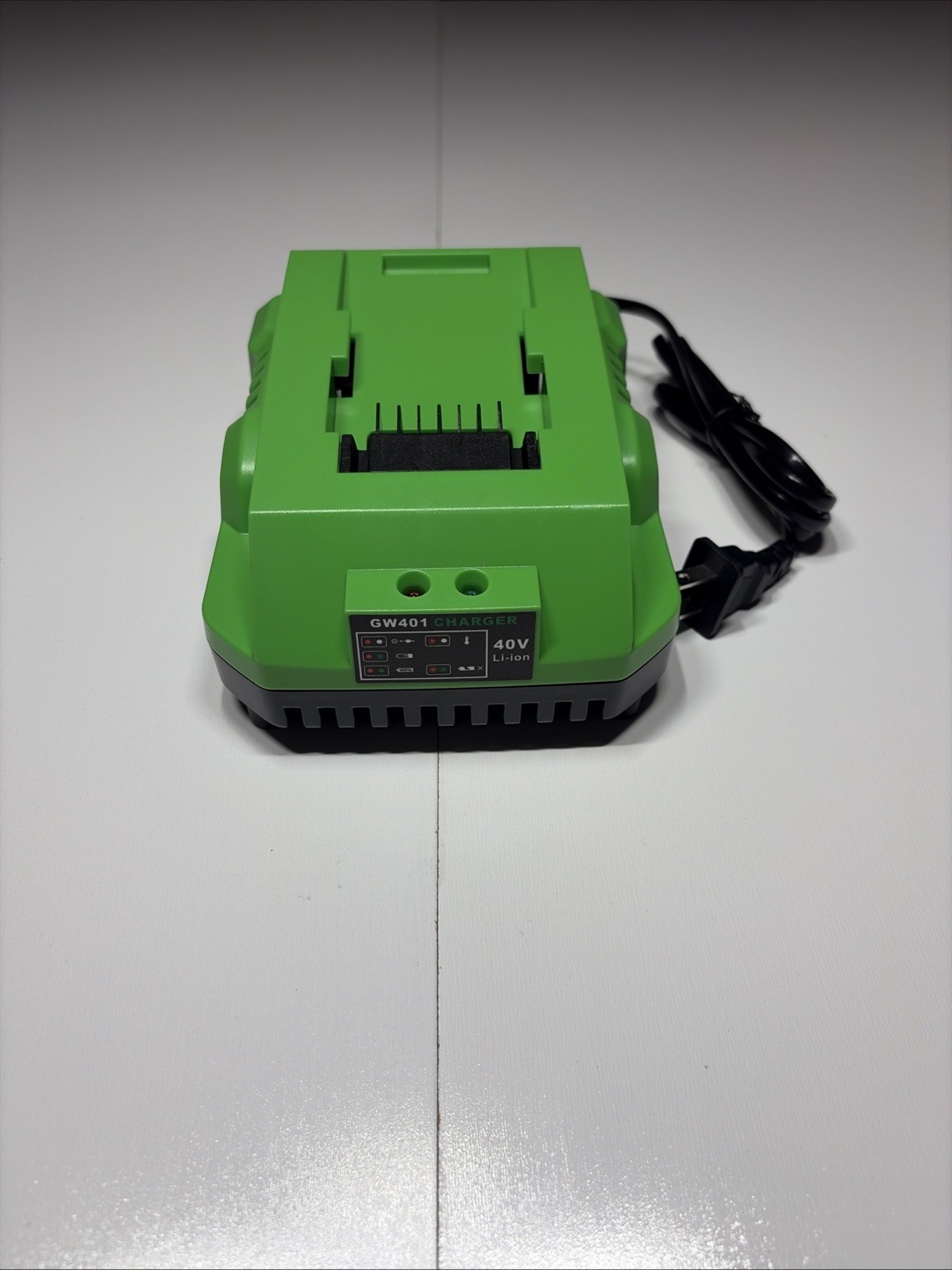 GW401 40V Power Tool Li-Ion Battery Charger for Greenworks Batteries AC Ad