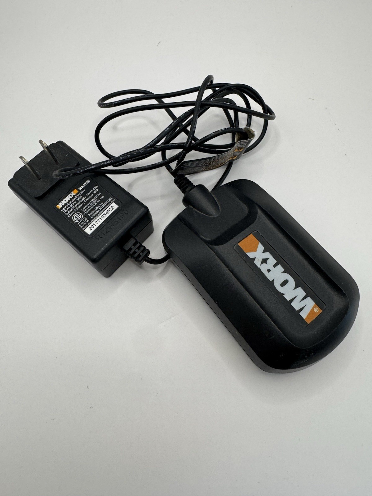 WORX WA3848 13V Power Tool Battery Charger, Black, 1 Battery