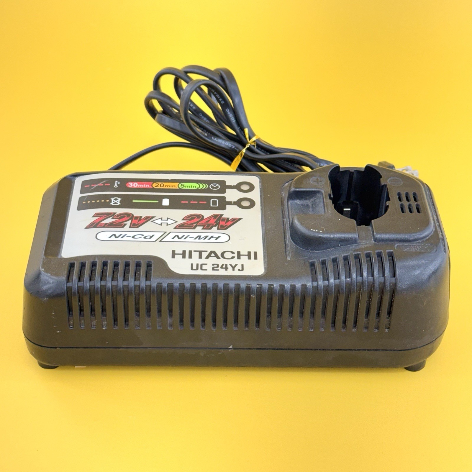 Genuine HITACHI UC24YJ 7.2V-24V NiCD/ NiMH BATTERY Rapid Charger, Tested!