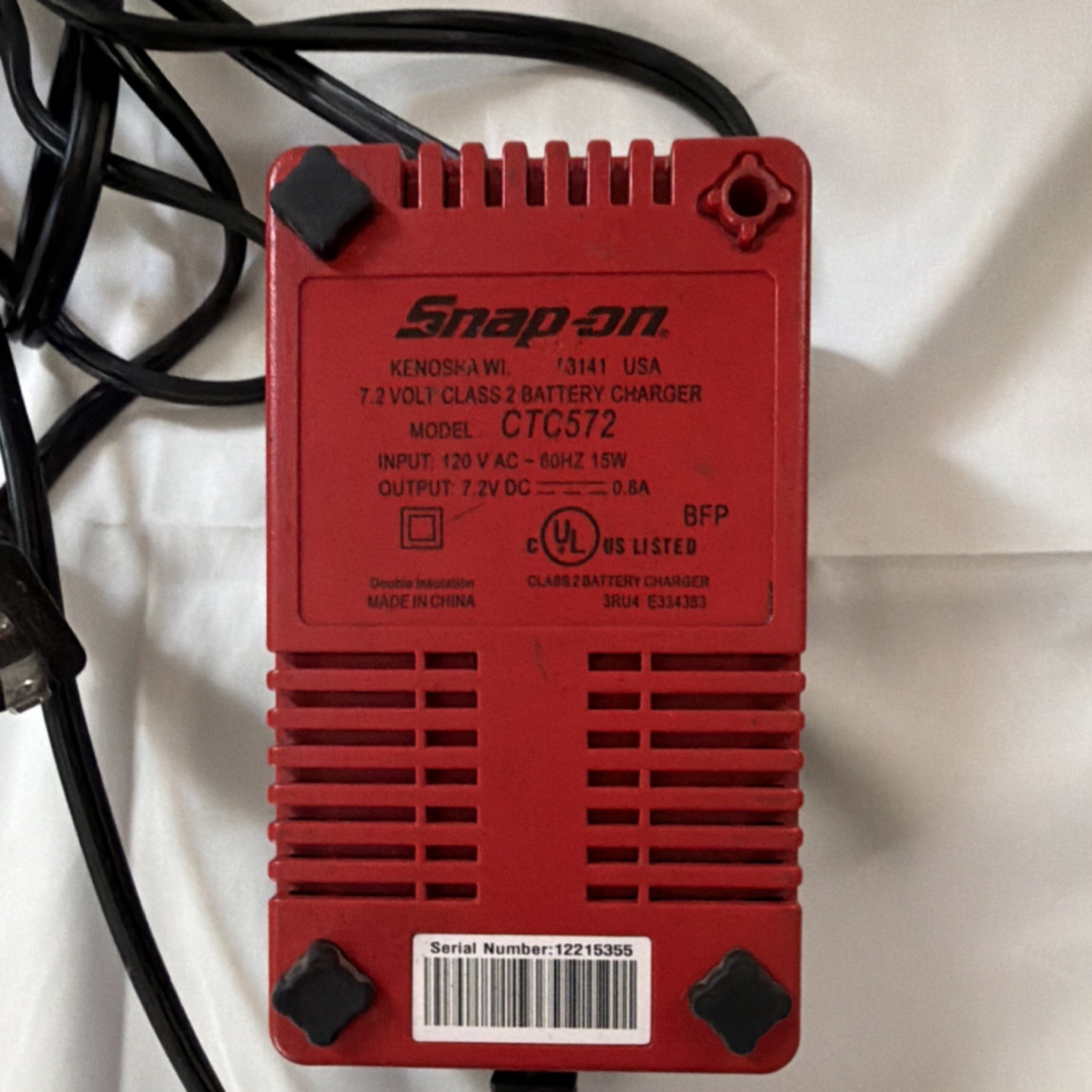 Snap-on CTC572 7.2V Battery Charger with Black Battery Included