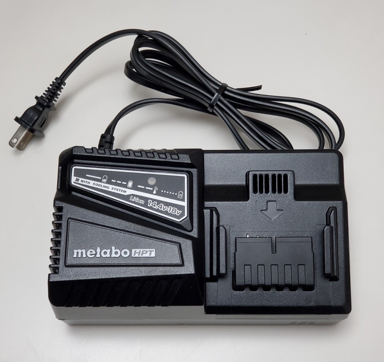 Metabo HPT Hitachi UC18YFSL 14.4-18v Battery Charger With Cooling System
