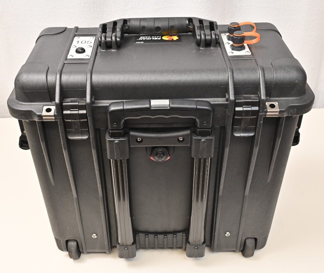 Pelican 1440 Case Modified for 31/31M Car/Marine Battery Power Tap Charger Ports
