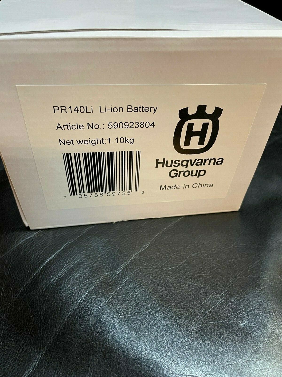 POULAN PRO PR140Li LITHIUM-ION BATTERY 58V 590923804 WITH CHARGER 590915101