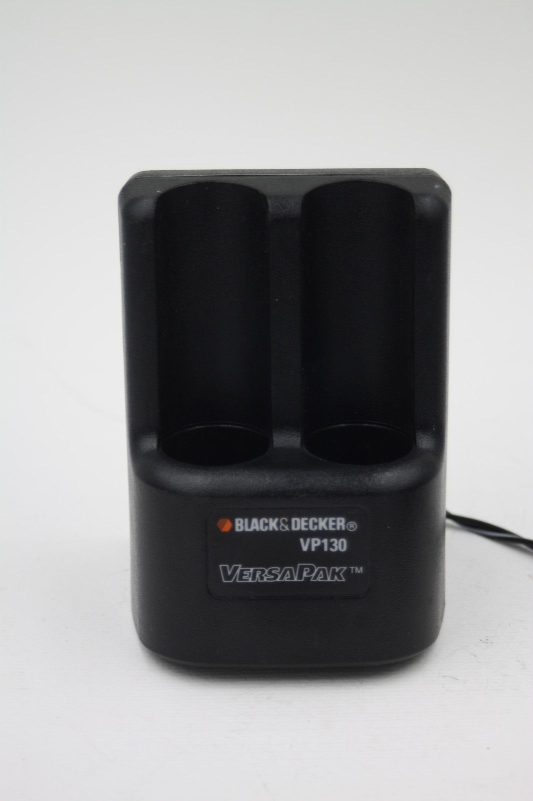 Black & Decker VersaPak VP130 Dual Battery Charger – Original EU Plug