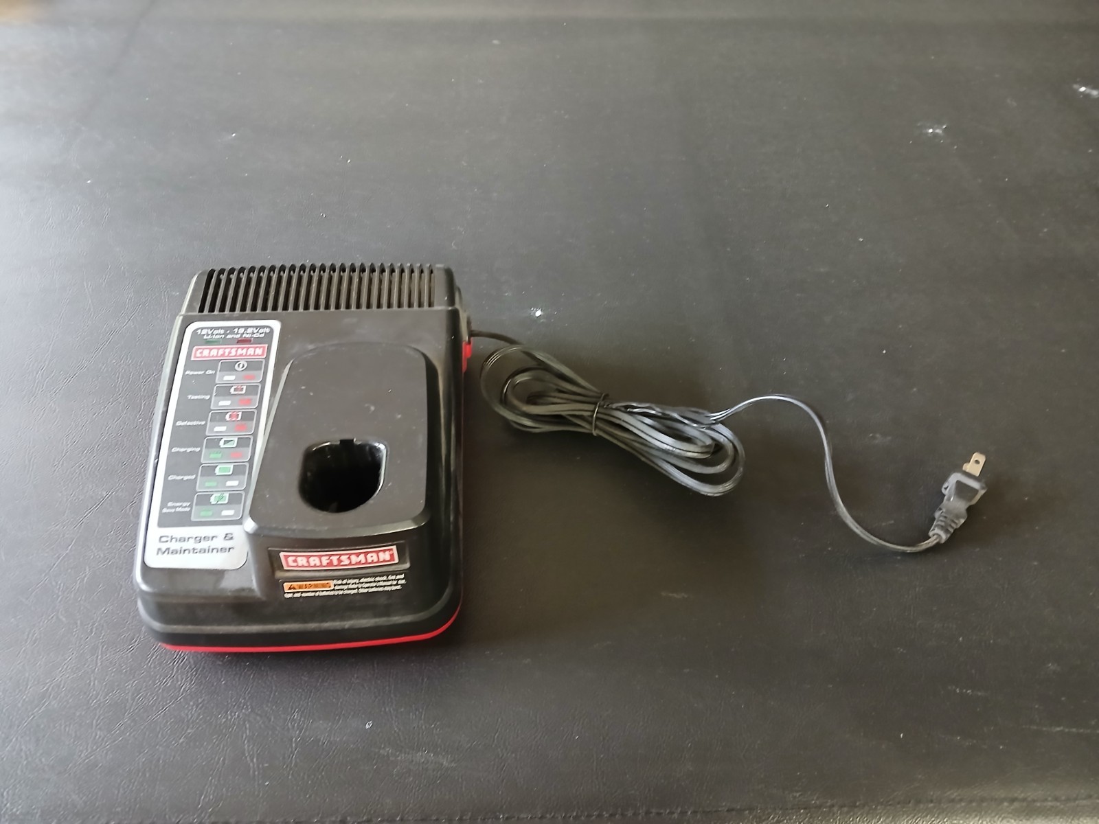 craftsman 315.CH2030 18V Battery Charger