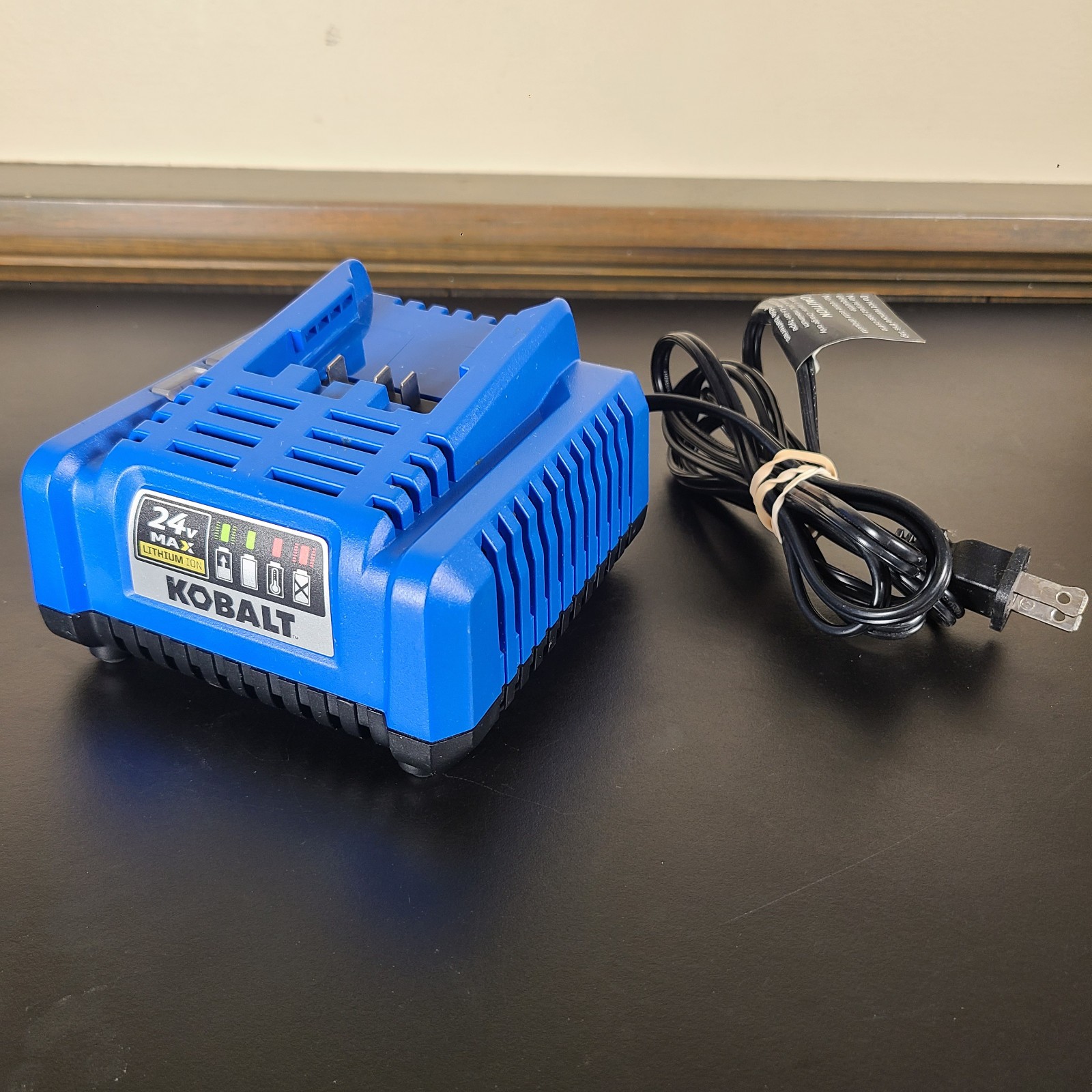 Kobalt 24V MAX Lithium-Ion Battery Charger KRC 2445-03