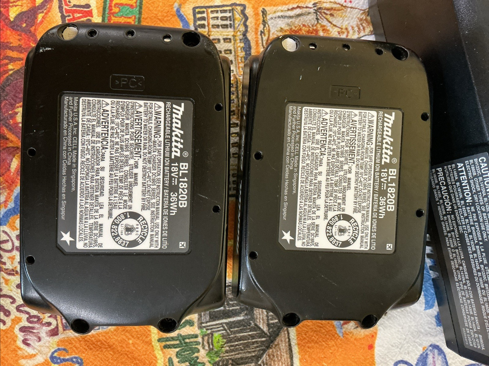 Makita Fast Charger DC18RC & Two Lithium-Ion 2.0 Ah 18V Batteries Charged!