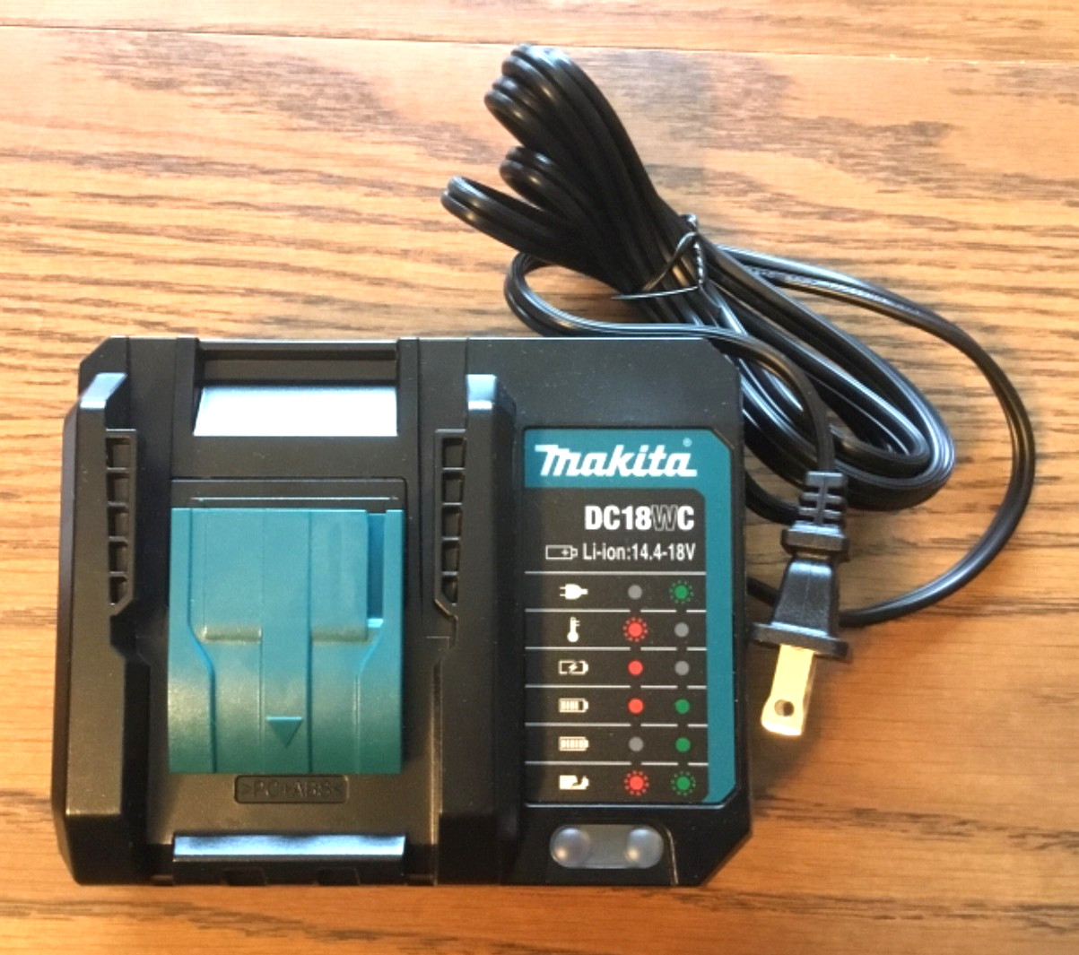 Makita DC18WC 18 Volt Battery Charger