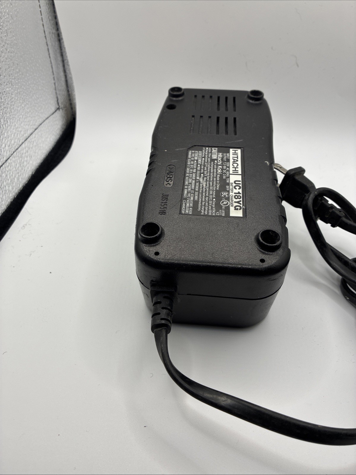 Hitachi Koki UC18YG 7.2-18V Nickel-Cadmium (NiCd) Power Tool Battery Charger