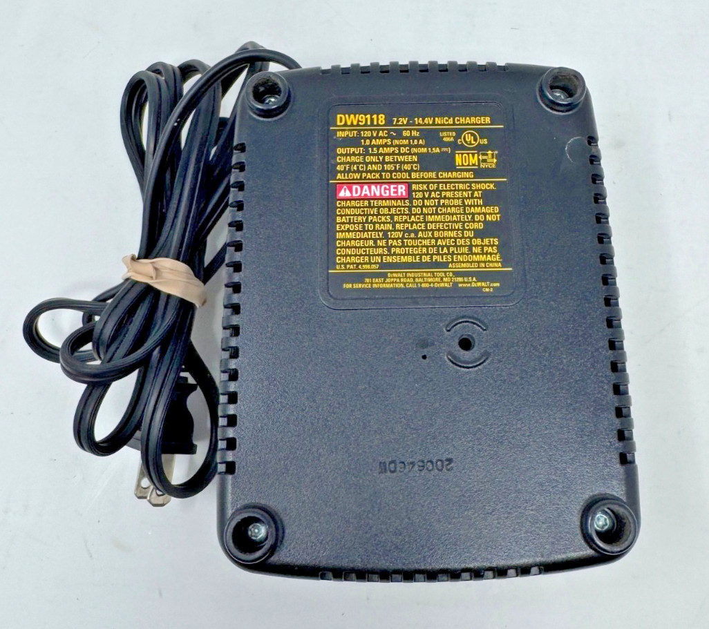 DEWALT DW9118 7.2V-14.4V Battery Charger – Black
