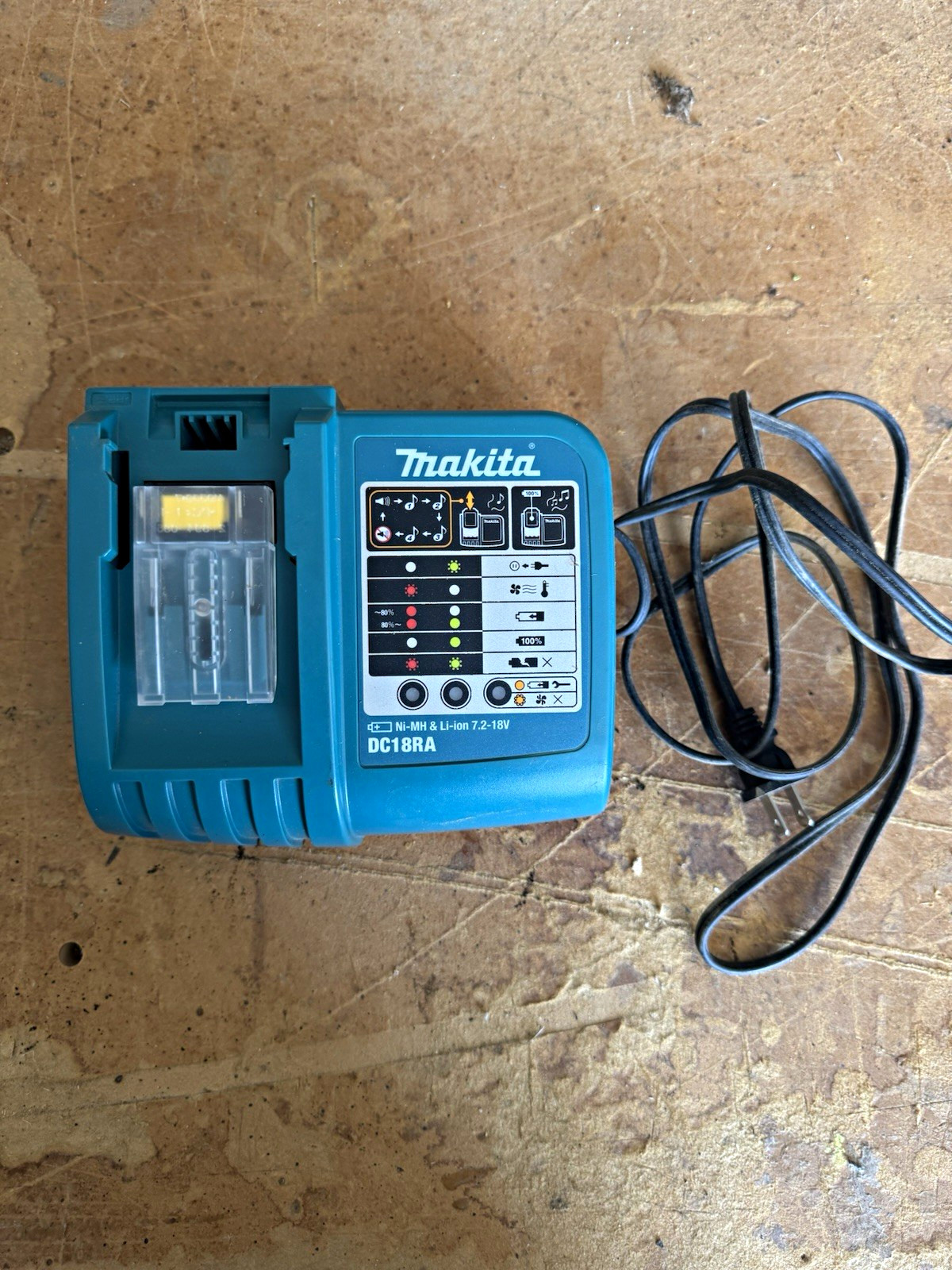 Makita DC18RA 7.2V-18V Single Battery Charger Blue DC18RA DC18RA S