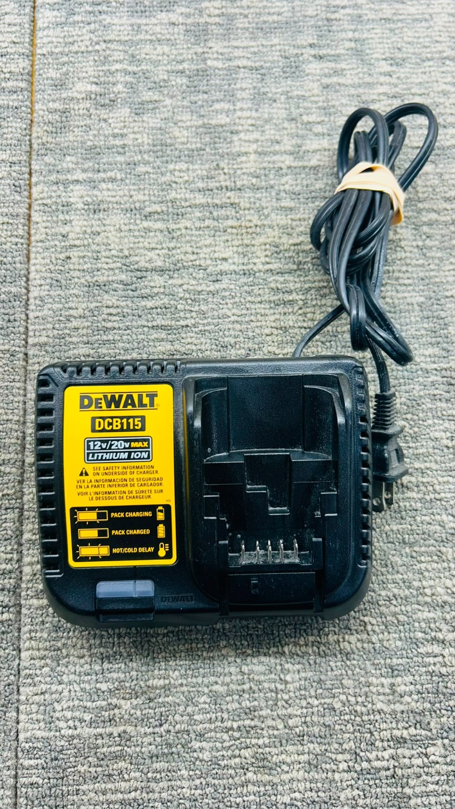 DEWALT DCB115 12V 20V MAX Lithium Ion Fast Battery Charger Genuine 7309505