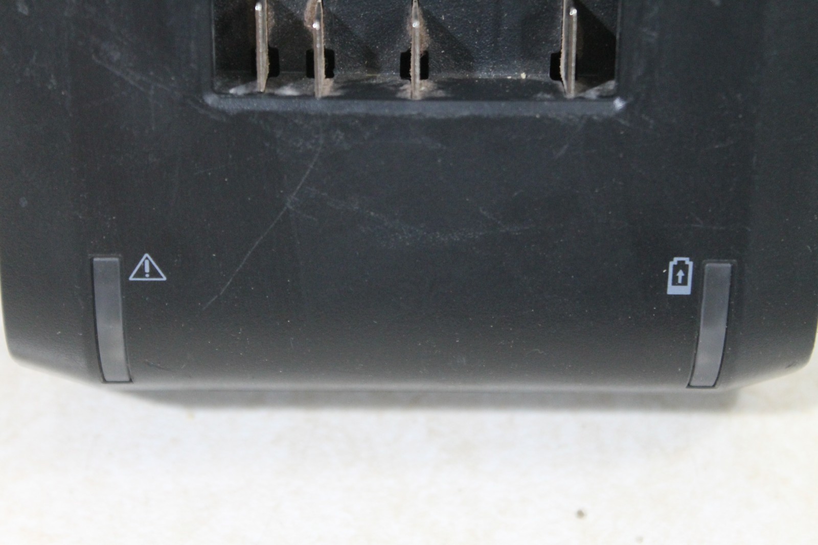 TESTED Genuine OEM Bosch Professional 18V Volt Battery Charger GAL 18V-40