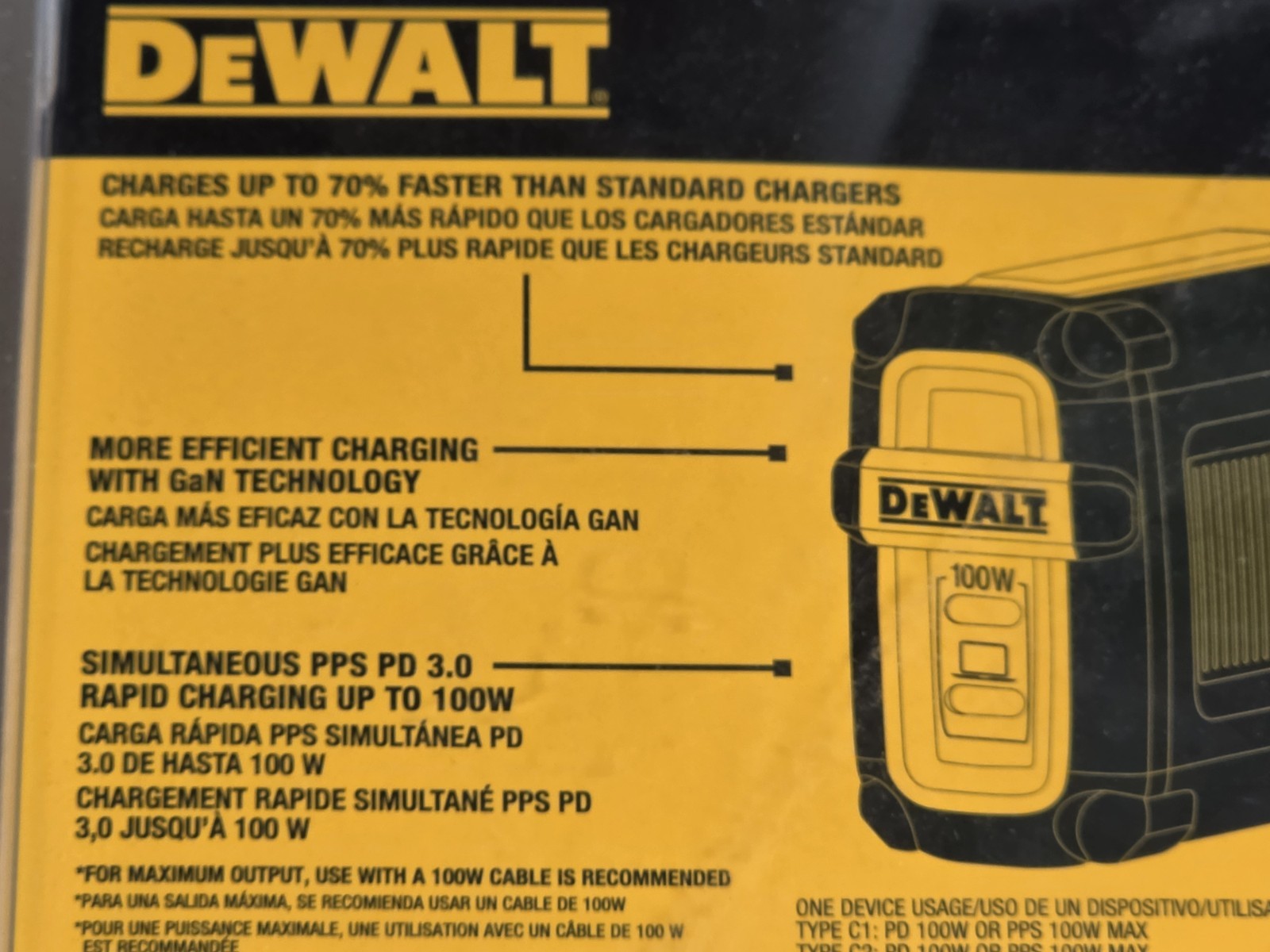 Dewalt 100-Watt 2-Port GaN PPS PD Wall Charger, DXMA1310874