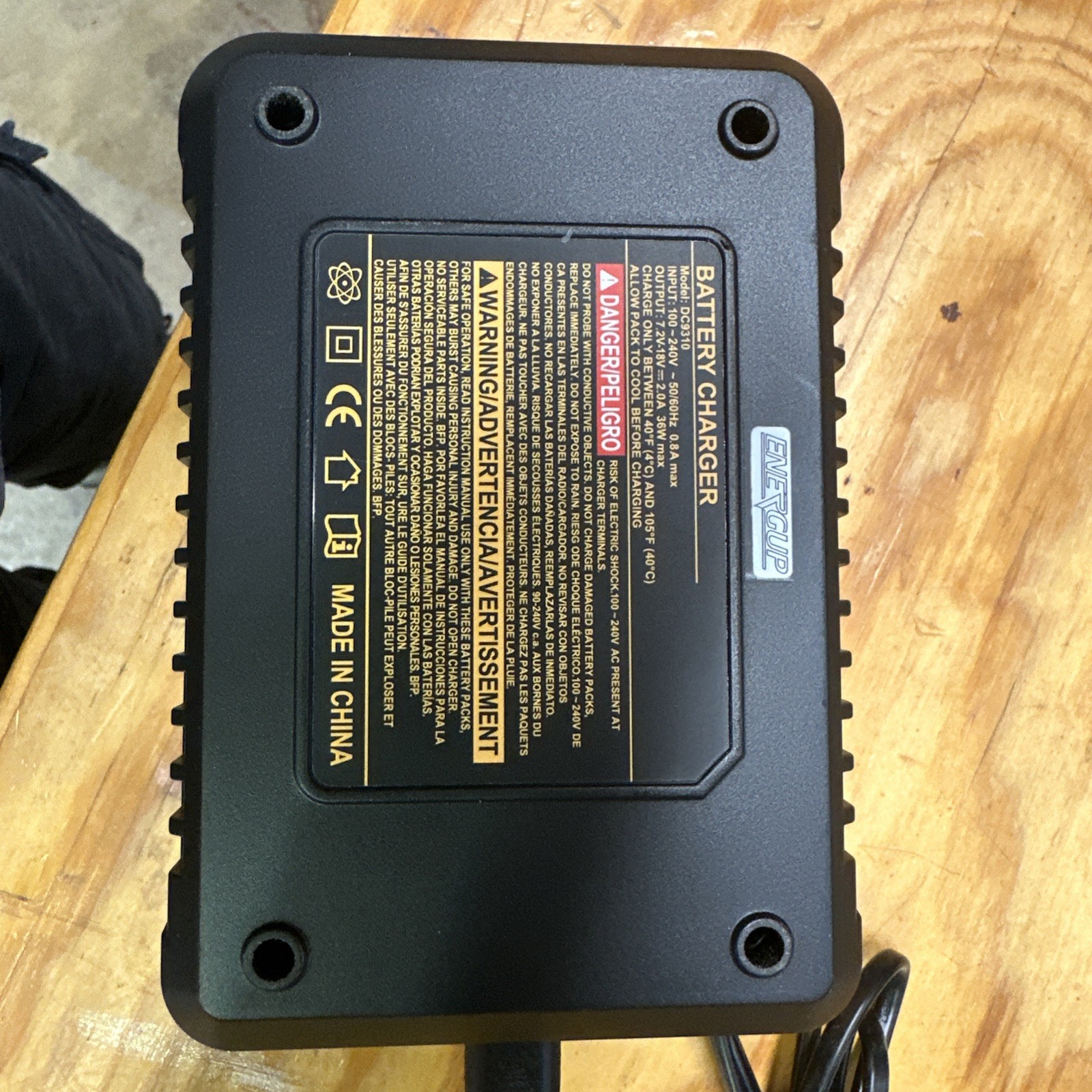 (J4) EnerGup DC9310 Charger 7.2V-18V NiCD NiMH for DeWalt