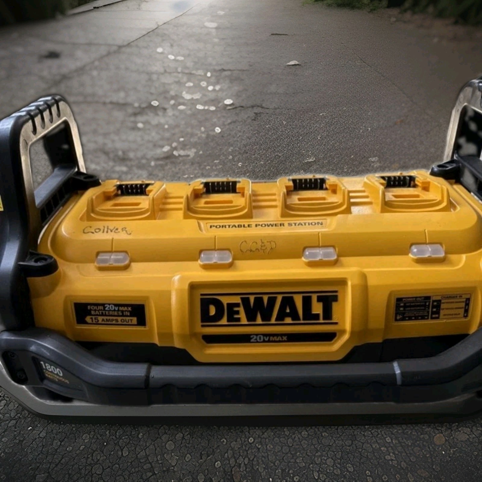 Dewalt 20v battery charger 4 port And Battery Bank – Power Station
