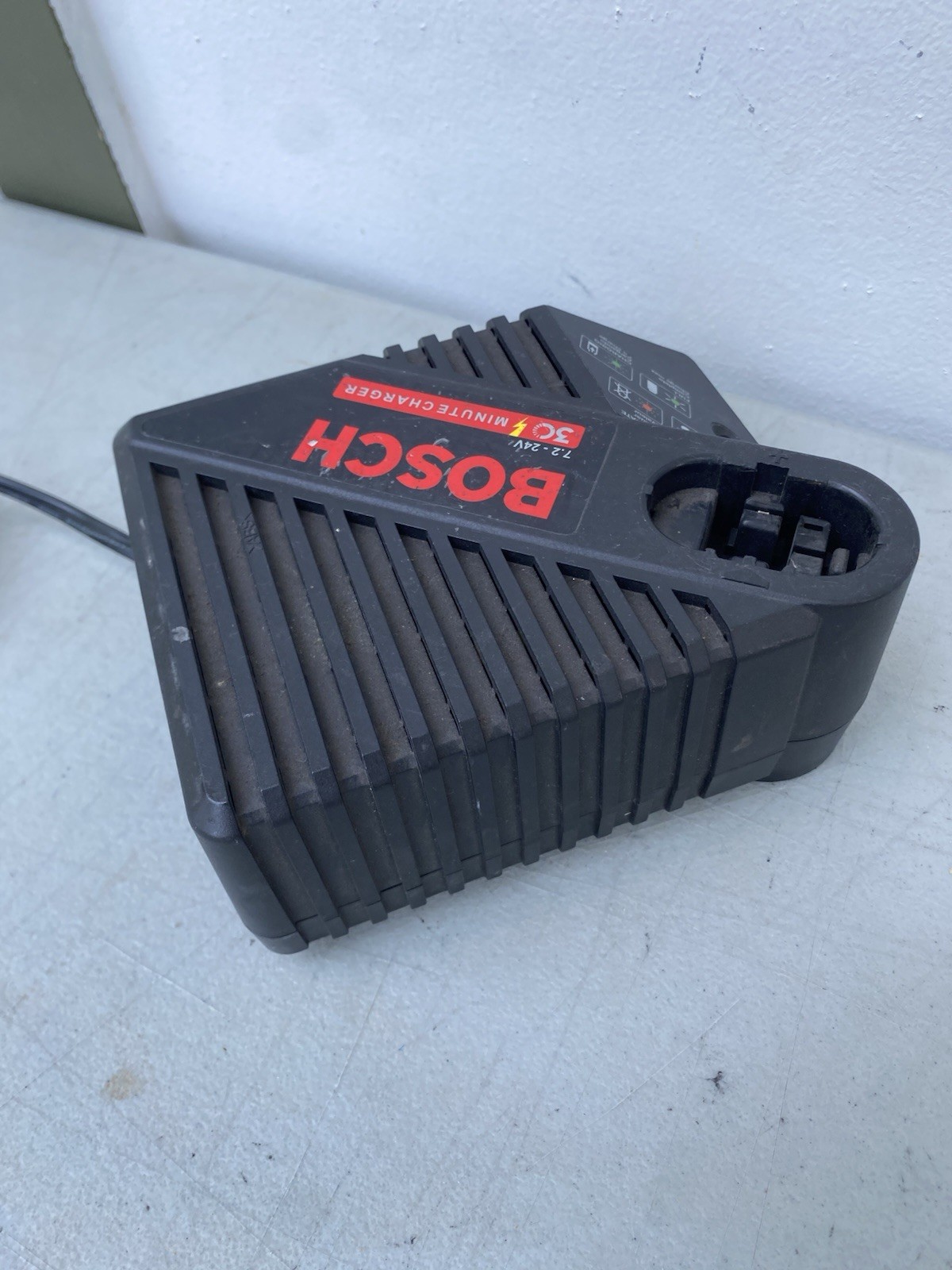 Bosch Genuine BC130 Battery Charger 7.2V – 24V, 5A